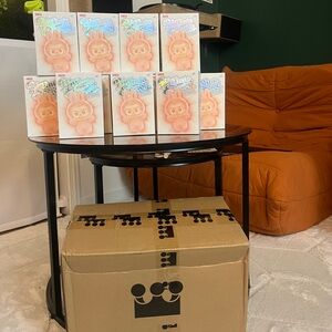 All kind of labubu 
Macarons 
Bie
Has
Legit , sealed , retail price